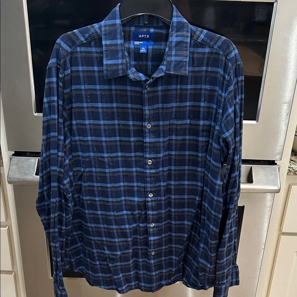 Apt. 9 Men's Navy and Brown Lightweight Flannel Shirt